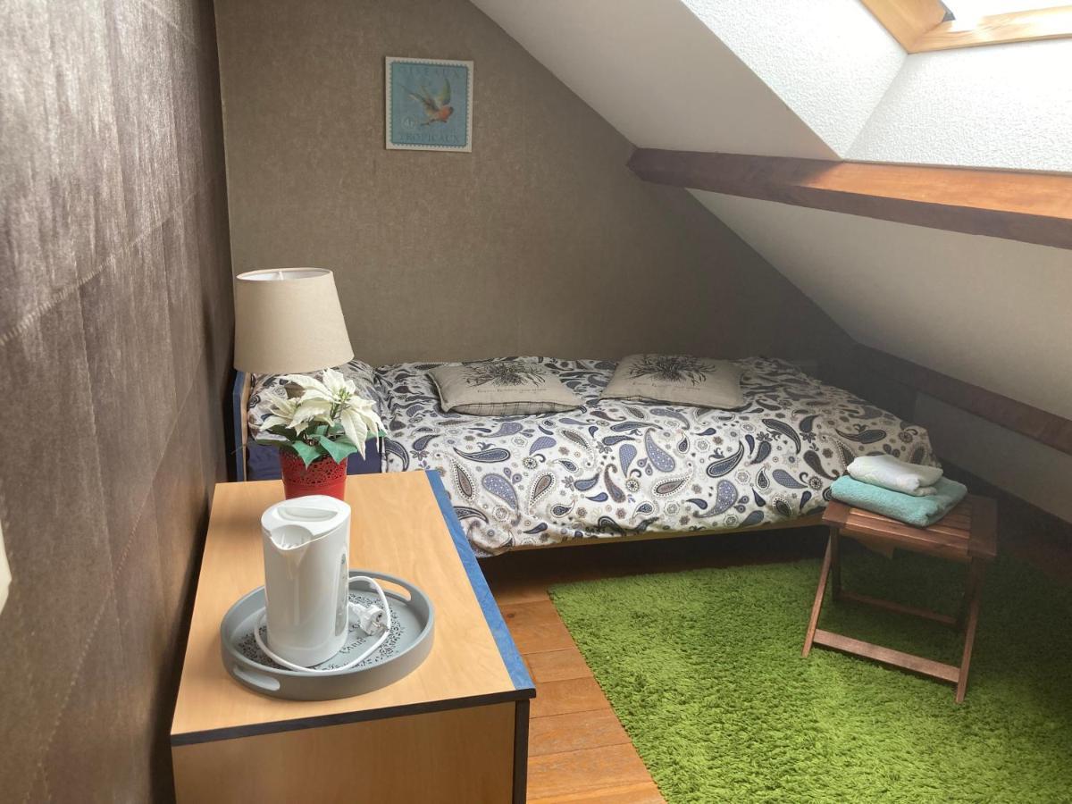 アーロン Le Papillon D'Or Bed & Breakfast エクステリア 写真